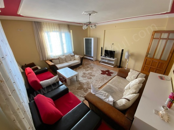 Sütlüce Altıeylül Kiralık Daire |  3+1 Oda | 130M2 Aylık 25.500Tl Eşyalı  | 2. Kat | Kombi | 1 Banyo | 3 Yatak Odası Resim-2