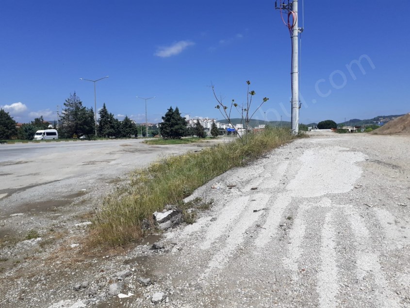 BALIKESİR SATILIK TARLA SAFİR DEN BURSA İZMİR KARAYOLU ÜZERİ YOLA CEPHELİ 2.180 M2 TİCARİ AMAÇLI