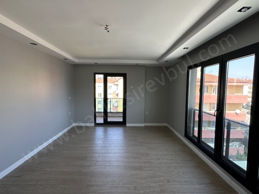 BALIKESİR KİRALIK DAİRE SAFİR DEN BAHÇELİEVLER 3+1 140 M2 ASANSÖRLÜ KAPALI OTOPARKLI LUX DAİRE