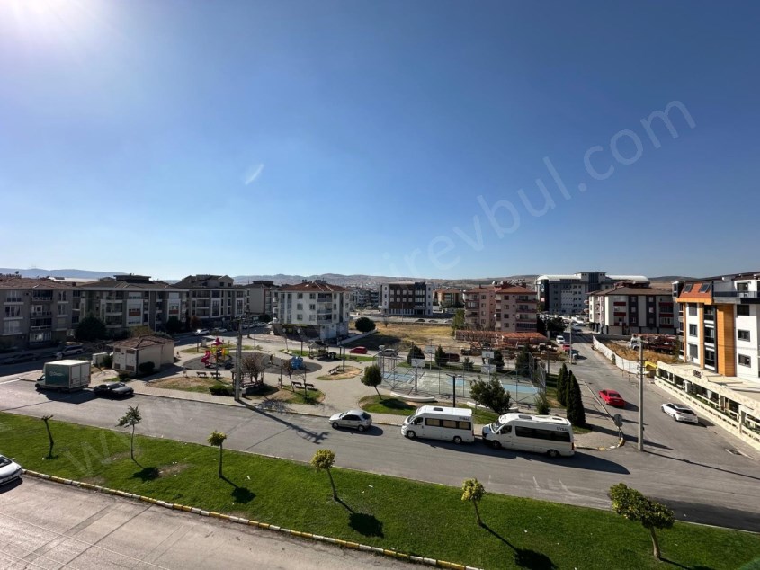 BALIKESİR KİRALIK DAİRE SAFİR DEN PAŞAALANI BANDIRMA CD.2+1 105 M2 ASAN.KAPALI OTOPARKLI LUX ARAKAT