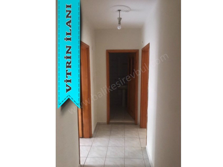 BALIKESİR KİRALIK DAİRE SAFİR DEN ÇARŞI MERKEZE YÜR.MES.1+1 70 M2 AYRI MUTFAKLI EŞYALI YÜKSEK GİRİŞ