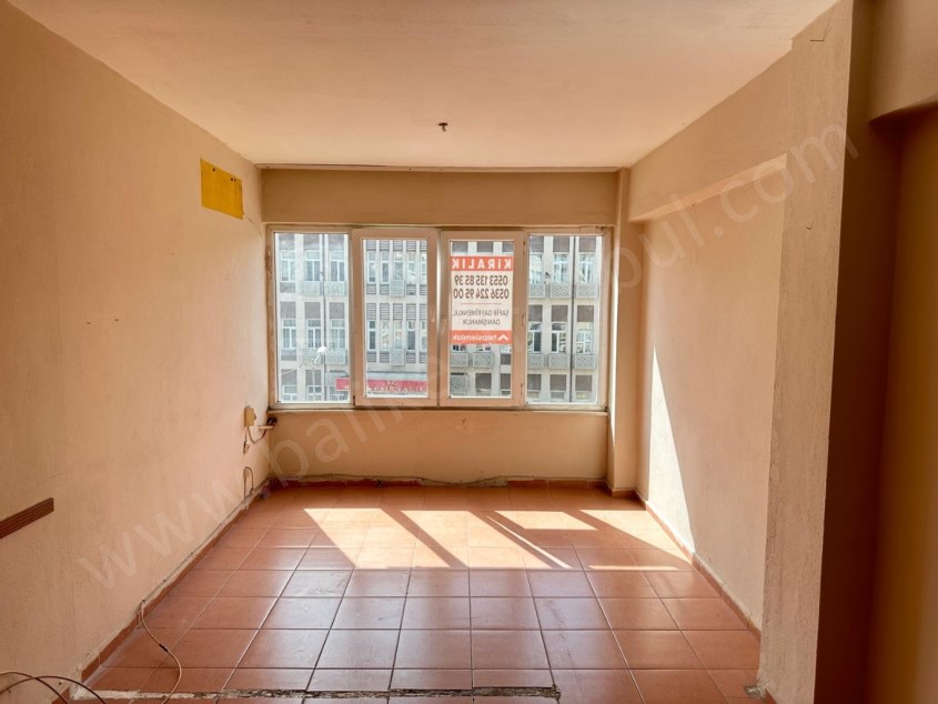 BALIKESİR KİRALIK OFİS BÜRO SAFİR DEN ÇARŞI MERKEZ VALİLİK KARŞISI 1 ODALI 18 m2 OFİS BÜRO 