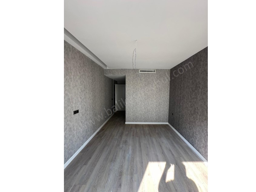 BALIKESİR KİRALIK DAİRE SAFİR DEN AYYILDIZ KONUTLARI 2+1 104 M2 HAVUZLU KAPALI OTOPARKLI LUX DAİRE
