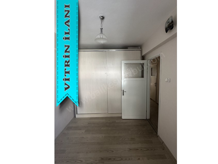 BALIKESİR SATILIK DAİRE SAFİR DEN ÇARŞI MERKEZE YÜRÜME MESAFESİNDE 3+1 110 M2 KOMBİLİ ARAKAT DAİRE