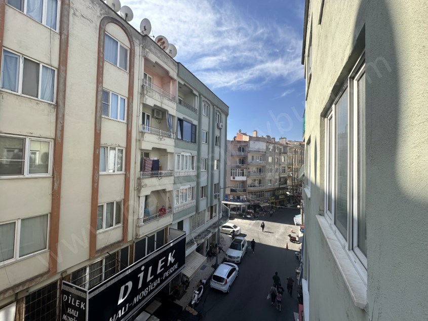 BALIKESİR SATILIK DAİRE SAFİR DEN ÇARŞI MERKEZE YÜRÜME MESAFESİNDE 3+1 110 M2 KOMBİLİ ARAKAT DAİRE