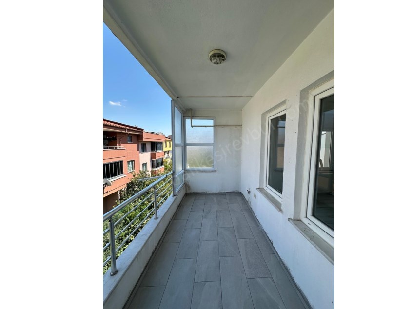 BALIKESİR KİRALIK DAİRE SAFİR DE BAHÇELİEVLER ÇARŞAMBA PAZARI YAKINI 3+1 130 M2 KOMBİLİ DAİRE