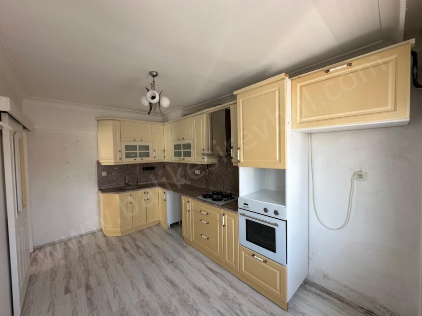 BALIKESİR KİRALIK DAİRE SAFİR DE BAHÇELİEVLER ÇARŞAMBA PAZARI YAKINI 3+1 130 M2 KOMBİLİ DAİRE