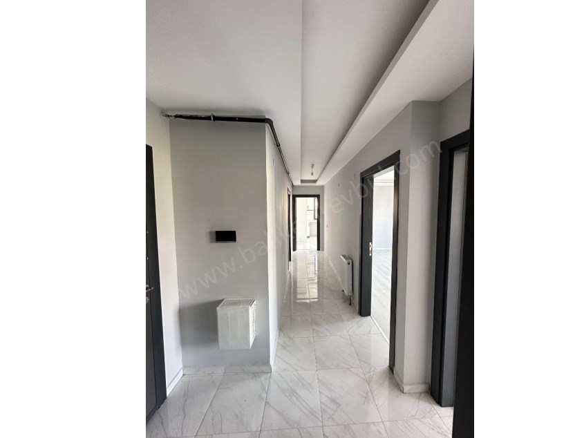 BALIKESİR KİRALIK DAİRE SAFİR DEN ERTUĞRULGAZİ CAD.ÜZERİ 2+1 96 M2 AYRI MUTFAKLI ASANSÖRLÜ LUX DAİRE