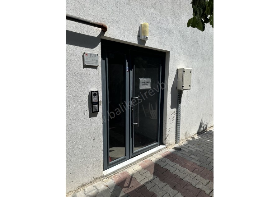 BALIKESİR KİRALIK DAİRE SAFİR DEN ERTUĞRULGAZİ CAD.ÜZERİ 2+1 96 M2 AYRI MUTFAKLI ASANSÖRLÜ LUX DAİRE