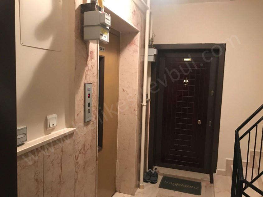 BALIKESİR EŞYALI KİRALIK DAİRE SAFİR DEN TURGUT REİS CAD.3+1 135 M2 EŞYALI ASANSÖRLÜ ARAKAT