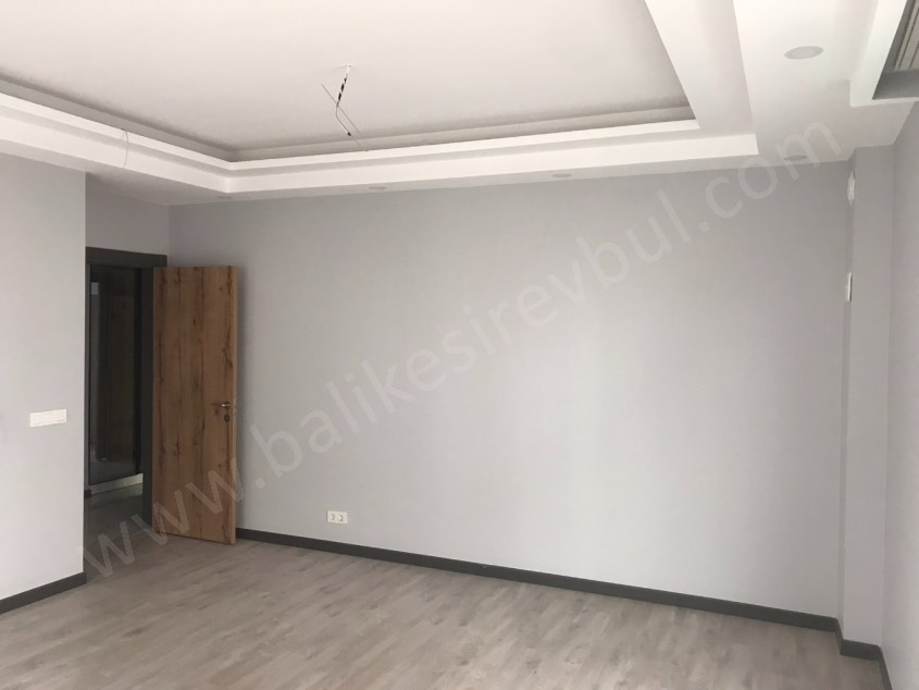 BALIKESİR KİRALIK DAİRE SAFİR DEN PLEVNE KARESİ CADDESİ YANI 3+1 110 m2 ASANSÖRLÜ LUX ARAKAT