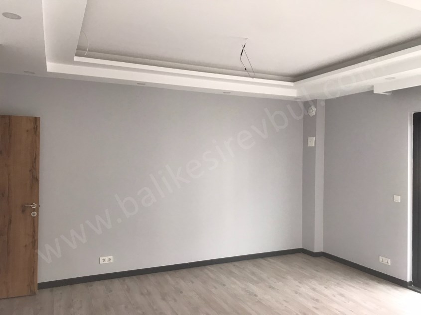 BALIKESİR KİRALIK DAİRE SAFİR DEN PLEVNE KARESİ CADDESİ YANI 3+1 110 m2 ASANSÖRLÜ LUX ARAKAT