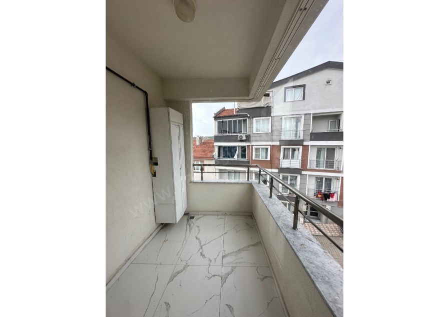 BALIKESİR SATILIK DAİRE SAFİR DEN NECATİ EĞİTİM FAKÜLTESİ YAK.2+1 60 M2 ASANSÖRLÜ LUX SON KAT DAİRE