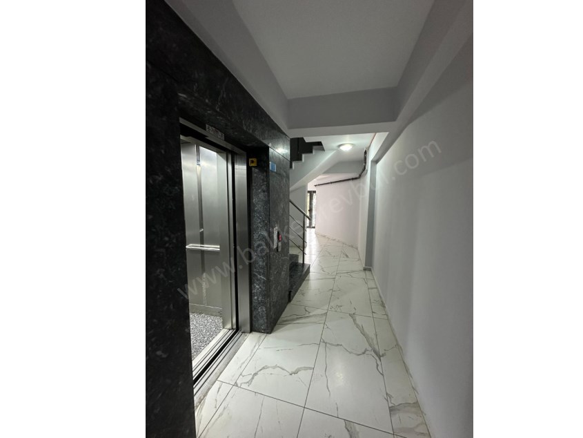 BALIKESİR SATILIK DAİRE SAFİR DEN NECATİ EĞİTİM FAKÜLTESİ YAK.2+1 60 M2 ASANSÖRLÜ LUX SON KAT DAİRE
