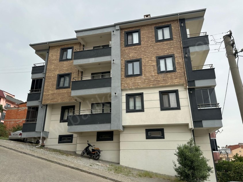 BALIKESİR SATILIK DAİRE SAFİR DEN NECATİ EĞİTİM FAKÜLTESİ YAK.2+1 60 M2 ASANSÖRLÜ LUX SON KAT DAİRE