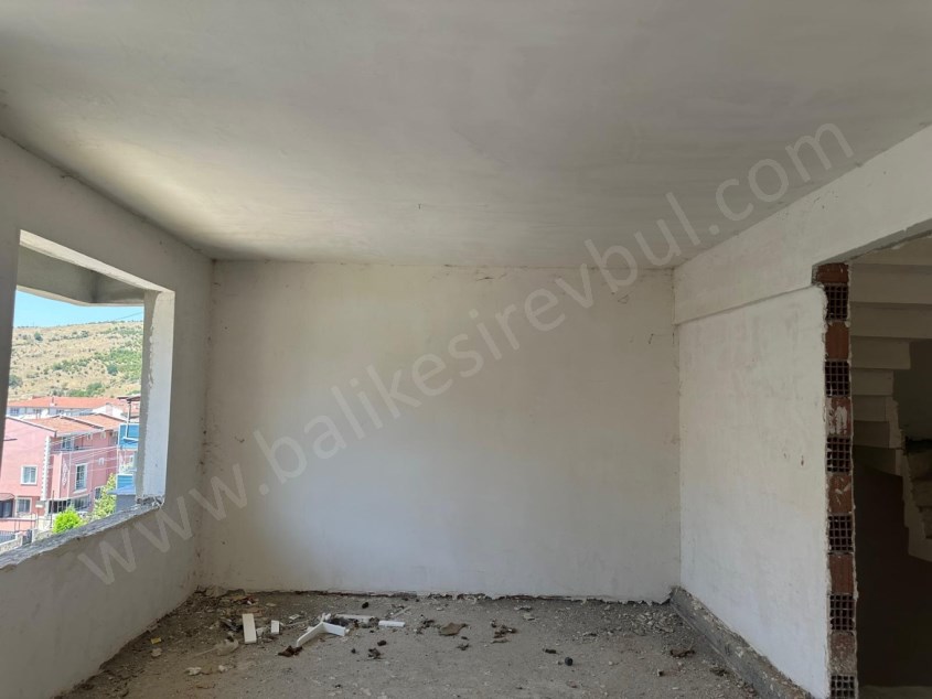 BALIKESİR SATILIK MÜSTAKİL SAFİR DEN KUVA İ MİLLİYEDE 3+1 210 M2 3 KATLI MÜSTAKİL DUBLEX