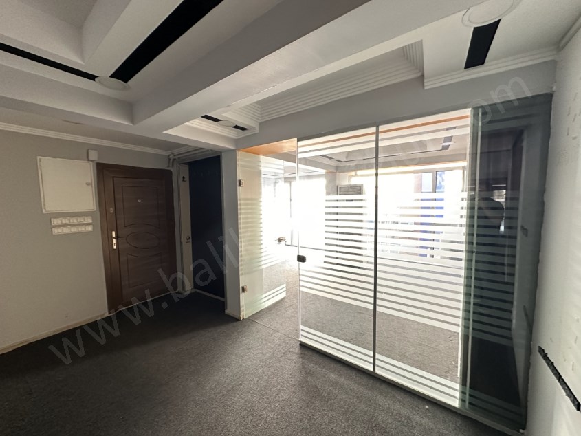 BALIKESİR KİRALIK OFİS BÜRO SAFİR DEN ÇARŞI MERKEZ ATALAR CAD.ÜZERİ 2+1 100 M2 KULLANIMA HAZIR  