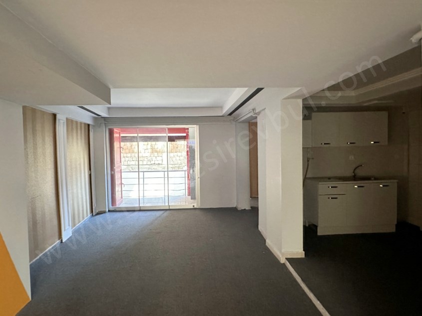 BALIKESİR KİRALIK OFİS BÜRO SAFİR DEN ÇARŞI MERKEZ ATALAR CAD.ÜZERİ 2+1 100 M2 KULLANIMA HAZIR  