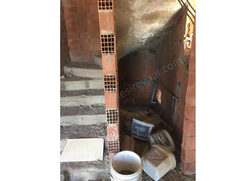 Bodrum Gündoğan Site İçinde Deniz Manzaralı Natamam Villa