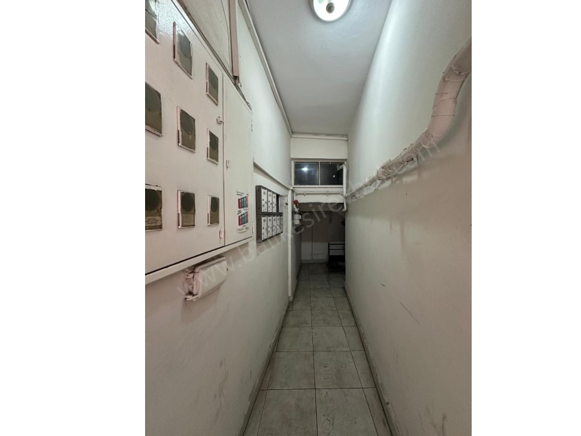 BALIKESİR KİRALIK OFİS BÜRO SAFİR DEN ÇARŞI MERKEZ ATALAR CADDESİ ÜZERİ 2+1 95 M2 ARAKAT KOMBİLİ