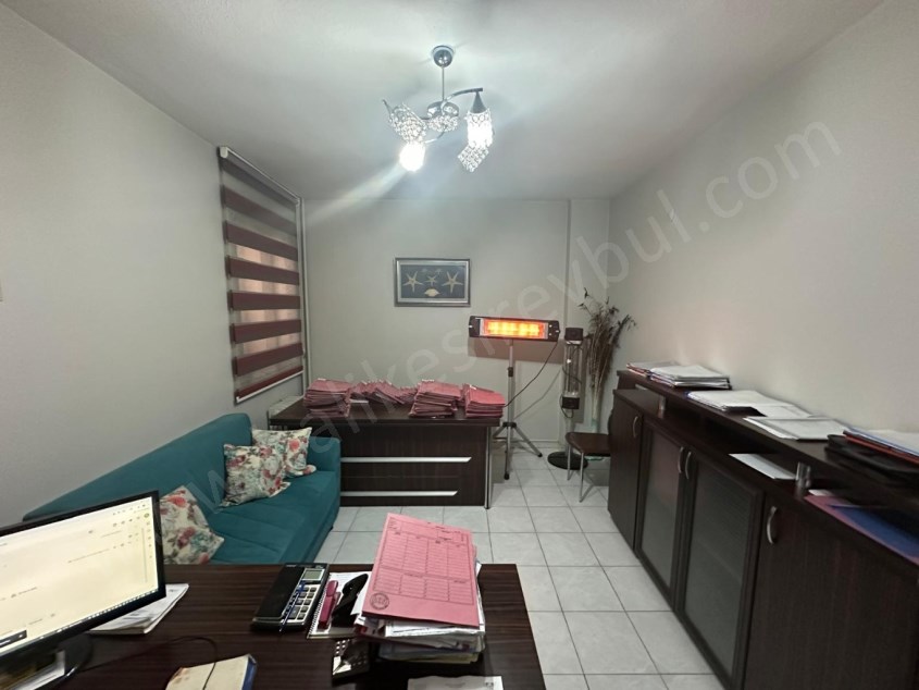 BALIKESİR SATILIK OFİS BÜRO SAFİR DEN NAZAR İŞHANINDA 2+1 73 M2 ASANSÖRLÜ ÖN CEPHE ARAKAT OFİS BÜRO