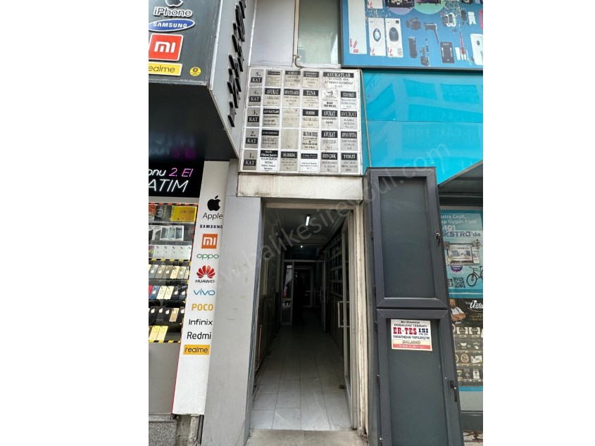 BALIKESİR SATILIK OFİS BÜRO SAFİR DEN NAZAR İŞHANINDA 2+1 73 M2 ASANSÖRLÜ ÖN CEPHE ARAKAT OFİS BÜRO