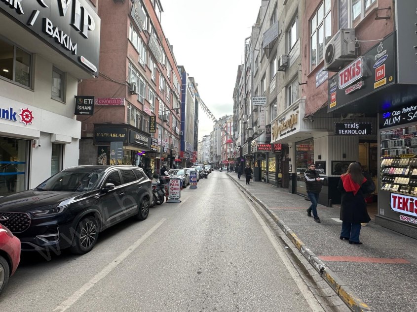 BALIKESİR SATILIK OFİS BÜRO SAFİR DEN NAZAR İŞHANINDA 2+1 73 M2 ASANSÖRLÜ ÖN CEPHE ARAKAT OFİS BÜRO