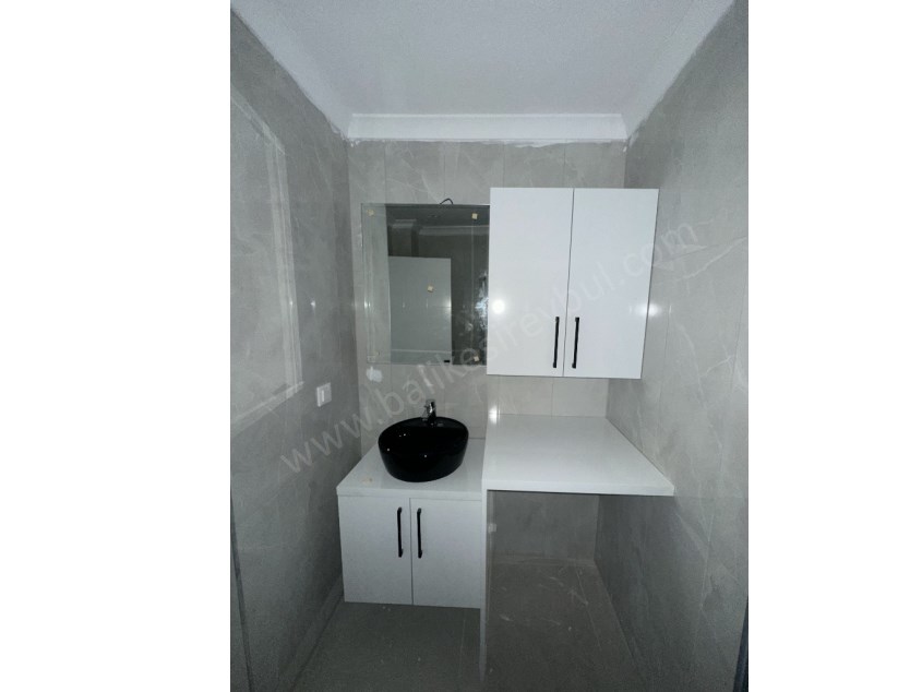  BALIKESİR KİRALIK DAİRE SAFİR DEN STADYUM YAKINI 2+1 62 M2 ASANSÖRLÜ SIFIR LUX SON KAT DAİRE