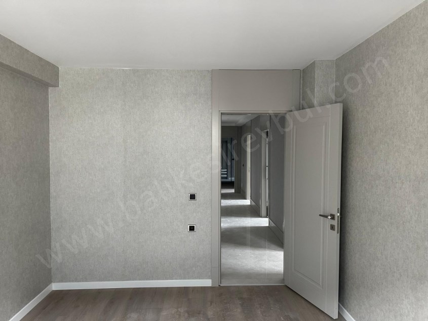 BALIKESİR KİRALIK DAİRE SAFİR DEN AYYILDIZ KONUTLARI 3+1 129 M2 HAVUZLU KAPALI OTOPARKLI LUX ARAKAT
