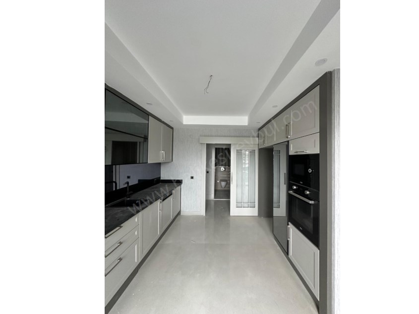 BALIKESİR KİRALIK DAİRE SAFİR DEN AYYILDIZ KONUTLARI 3+1 129 M2 HAVUZLU KAPALI OTOPARKLI LUX ARAKAT