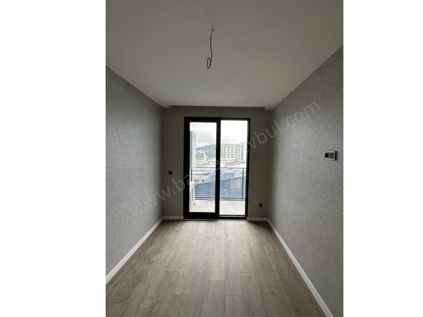 BALIKESİR KİRALIK DAİRE SAFİR DEN AYYILDIZ KONUTLARI 3+1 129 M2 HAVUZLU KAPALI OTOPARKLI LUX ARAKAT