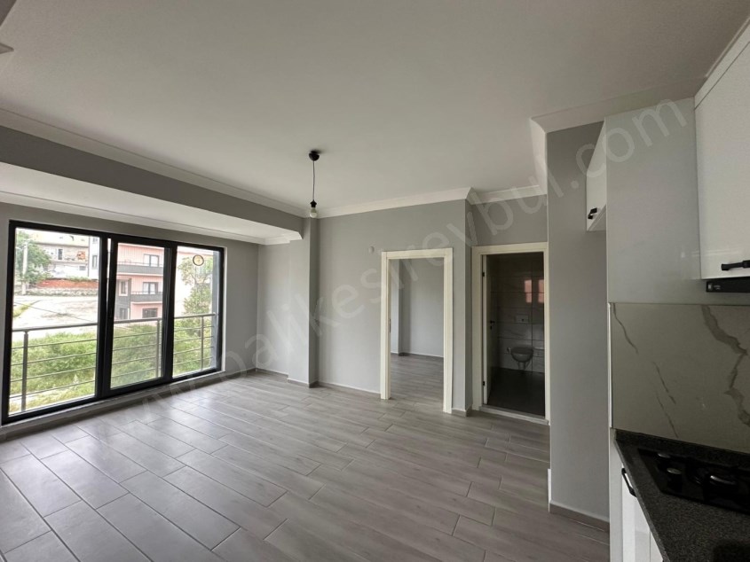 BALIKESİR KİRALIK DAİRE SAFİR DEN NECATİ EĞİTİM FAKÜLTESİ YAK.2+1 60 M2 ASANSÖRLÜ LUX SON KAT DAİRE