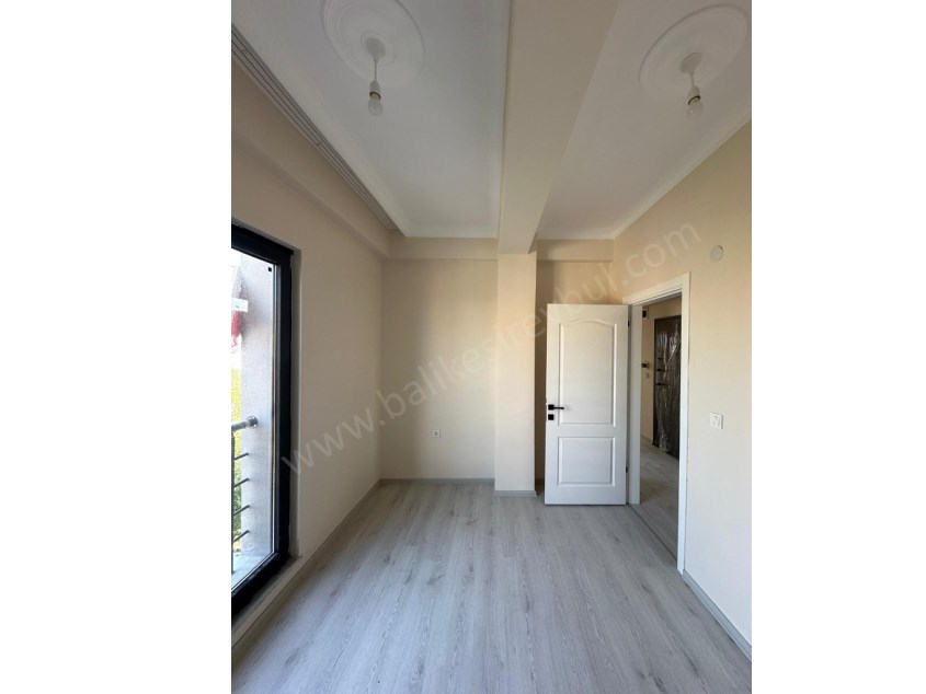 BALIKESİR KİRALIK DAİRE SAFİR DEN GAZİOSMANPAŞA DOKUMA CD.ORGANİZE YAK.2+1 AMERİKAN MUTFAKLI SON KAT