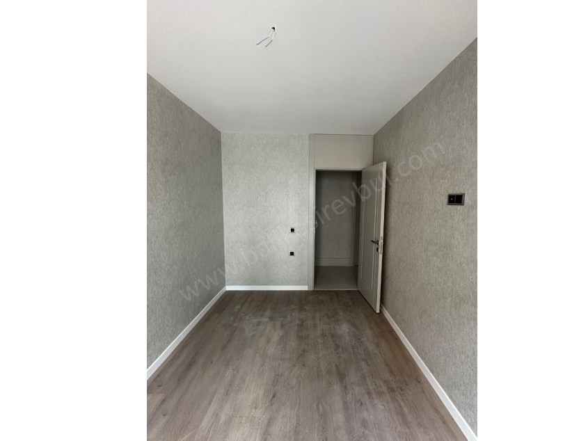 BALIKESİR KİRALIK DAİRE SAFİR DEN AYYILDIZ KONUTLARI 3+1 133 M2 HAVUZLU KAPALI OTOPARKLI LUX ARAKAT