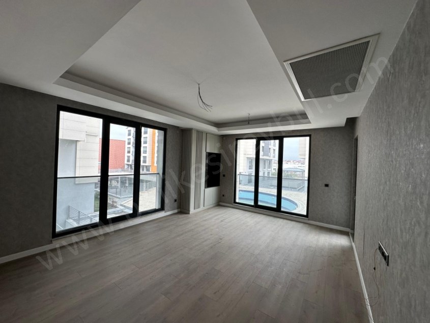 BALIKESİR KİRALIK DAİRE SAFİR DEN AYYILDIZ KONUTLARI 3+1 133 M2 HAVUZLU KAPALI OTOPARKLI LUX ARAKAT