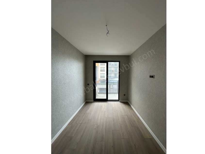 BALIKESİR KİRALIK DAİRE SAFİR DEN AYYILDIZ KONUTLARI 3+1 133 M2 HAVUZLU KAPALI OTOPARKLI LUX ARAKAT