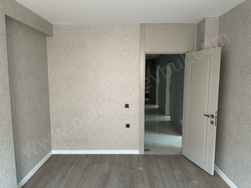 BALIKESİR KİRALIK DAİRE SAFİR DEN AYYILDIZ KONUTLARI 3+1 133 M2 HAVUZLU KAPALI OTOPARKLI LUX ARAKAT