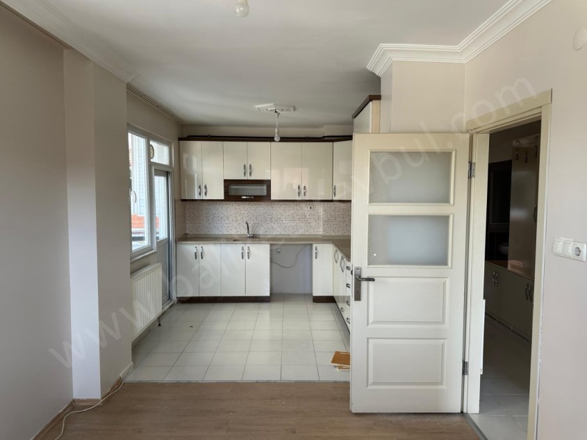 BALIKESİR KİRALIK DAİRE  SAFİR DEN YILDIRIM CAD.ÜZERİ 3+1 120 M2 AMERİKAN MUTFAKLI KOMBİLİ DAİRE