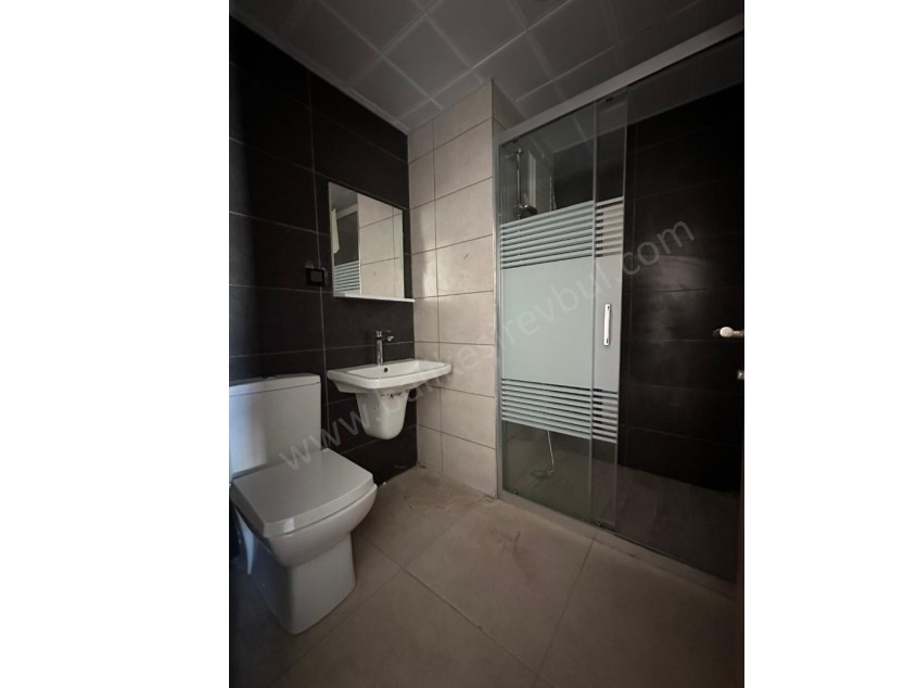 BALIKESİR KİRALIK DAİRE SAFİR DEN KUVAİ MİLLİYE TOKİ 2.ETAPTA 3+1 110 M2 FULL ŞEHİR MANZARALI ARAKAT