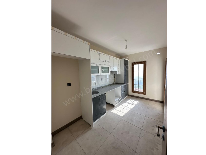 BALIKESİR KİRALIK DAİRE SAFİR DEN KUVAİ MİLLİYE TOKİ 2.ETAPTA 3+1 110 M2 FULL ŞEHİR MANZARALI ARAKAT