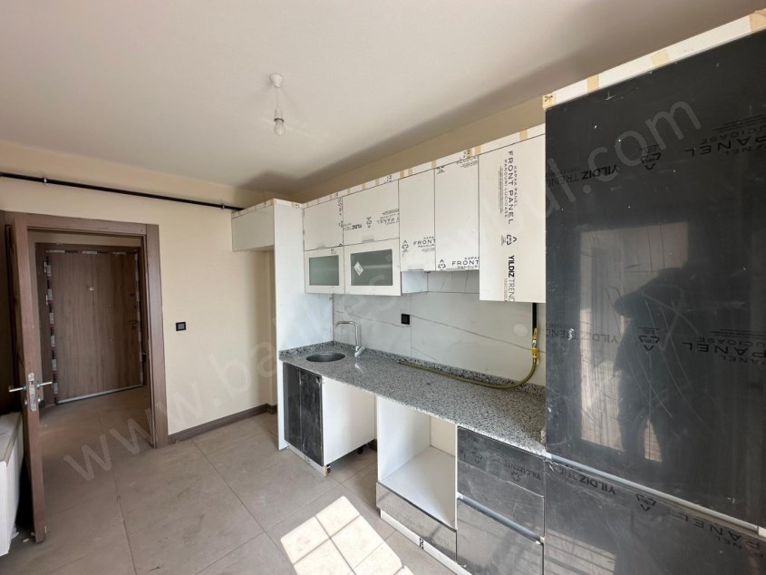 BALIKESİR KİRALIK DAİRE SAFİR DEN KUVAİ MİLLİYE TOKİ 2.ETAPTA 3+1 110 M2 FULL ŞEHİR MANZARALI ARAKAT