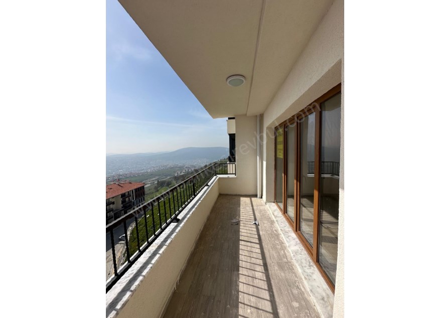 BALIKESİR KİRALIK DAİRE SAFİR DEN KUVAİ MİLLİYE TOKİ 2.ETAPTA 3+1 110 M2 FULL ŞEHİR MANZARALI ARAKAT