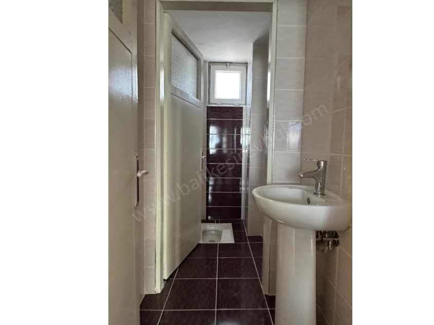 BALIKESİR KİRALIK DAİRE SAFİR DEN ADNAN MENDERES HUZUREVİ YANI 3+1 105 M2 KOMBİLİ YÜKSEK GİRİŞ DAİRE