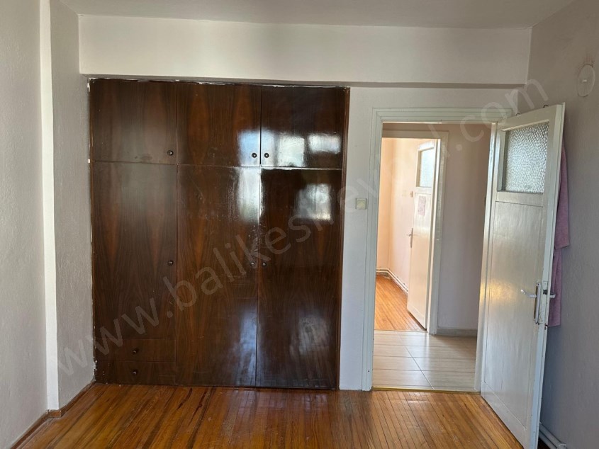 BALIKESİR KİRALIK DAİRE SAFİR DEN ADNAN MENDERES HUZUREVİ YANI 3+1 105 M2 KOMBİLİ YÜKSEK GİRİŞ DAİRE
