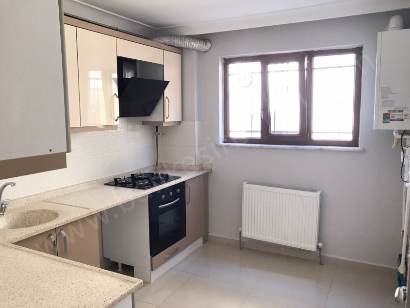 BALIKESİR KİRALIK DAİRE SAFİR DEN ÇEVREYOLU YAKINI AYRI MUTFAKLI 1+1 70M2 ASANSÖRLÜ BODRUM KAT DAİRE