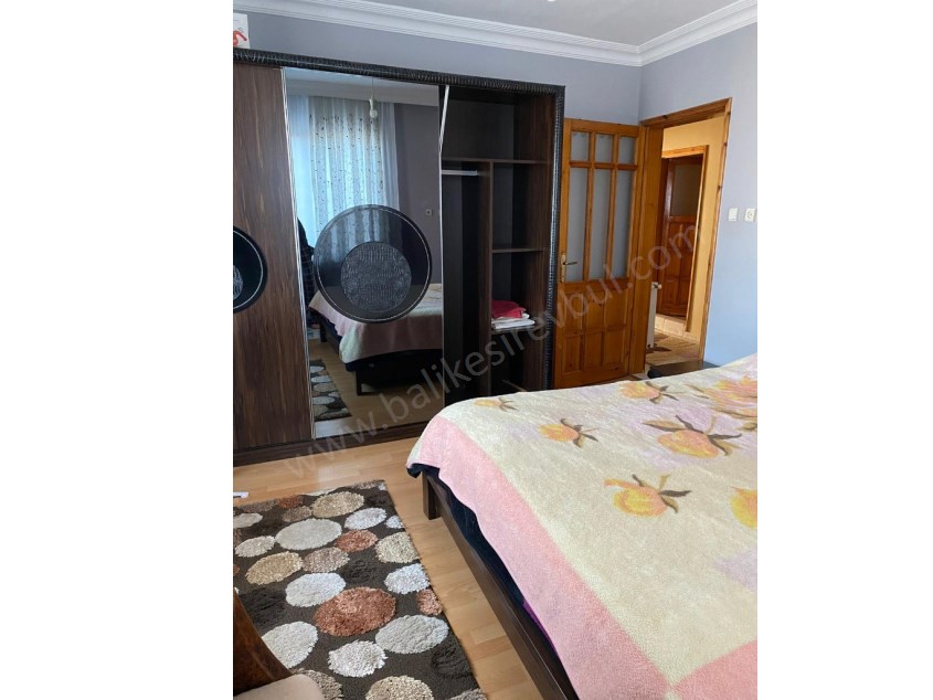 BALIKESİR KİRALIK DAİRE SAFİR DEN SÜTLÜCE ŞOFÖR EVLERİNDE 3+1 130 M2 FULL EŞYALI KOMBİLİ ARAKAT 