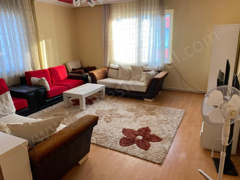 BALIKESİR KİRALIK DAİRE SAFİR DEN SÜTLÜCE ŞOFÖR EVLERİNDE 3+1 130 M2 FULL EŞYALI KOMBİLİ ARAKAT 