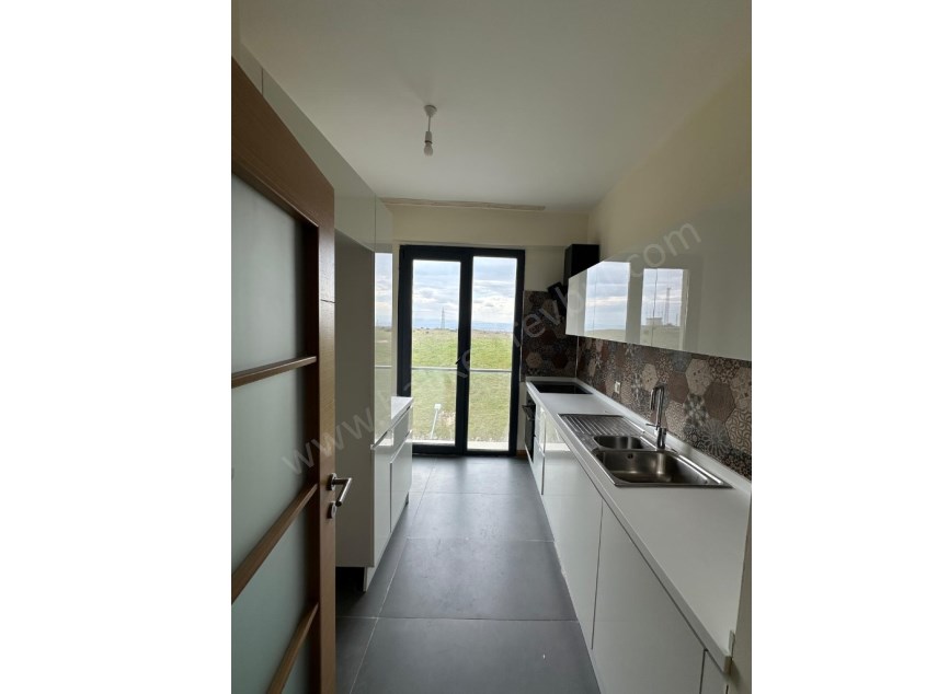 BALIKESİR KİRALIK DAİRE SAFİR DEN YENİ KARESİ BALTOKTA 3+1 97 M2 ASANSÖRLÜ LUX ARAKAT DAİRE