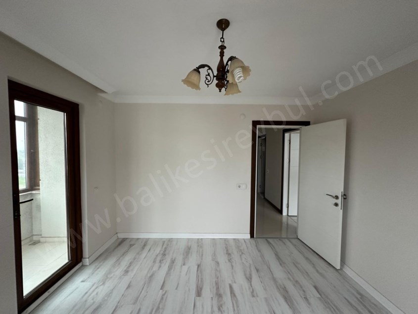 BALIKESİR KİRALIK DAİRE SAFİR DEN HAVA LOJMANLARI İZMİR YOLU ÜZERİ 3+1 160 M2 ASANSÖRLÜ LUX DAİRE