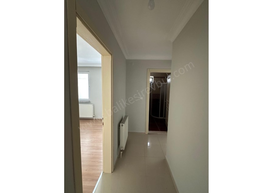 BALIKESİR KİRALIK DAİRE SAFİR DEN BAHÇELİEVLER ASUVA PARK YAKINI MEVKİİ YERDE 3+1 130 M2 DAİRE